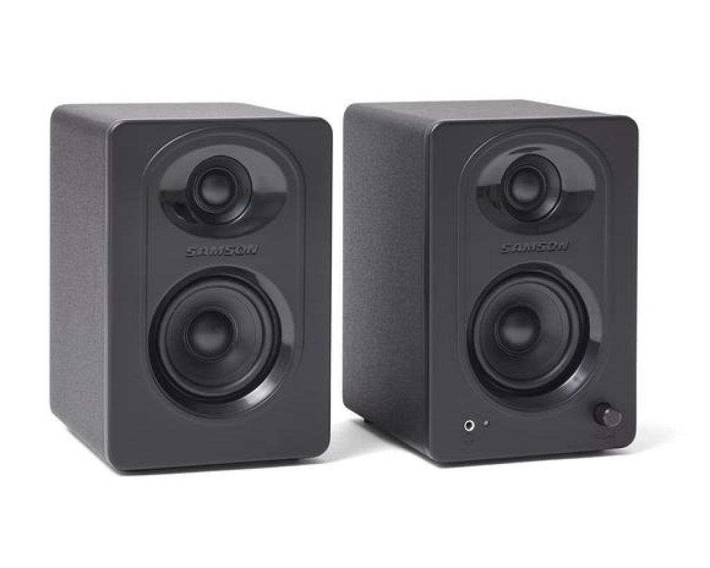 Samson MediaOne M30  - Powered Studio Monitors